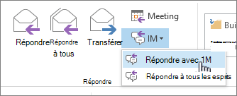 Groupe Répondre avec la liste déroulante de messagerie instantanée ouverte et Répondre avec la messagerie instantanée mise en surbrillance