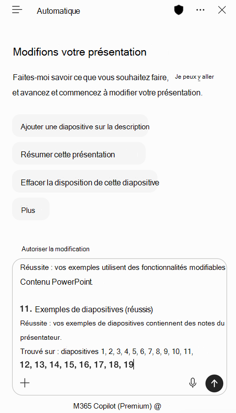 Capture d’écran du volet Copilot dans PowerPoint avec les résultats de l’évaluation copiés collés dans la zone d’invite.