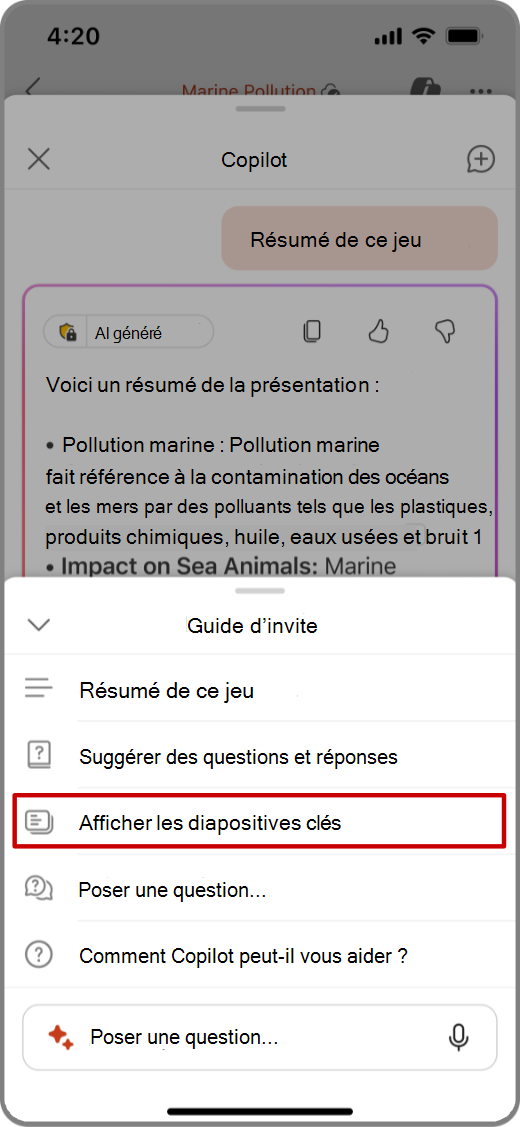 Capture d’écran de Copilot dans PowerPoint sur un appareil iOS avec l’invite Afficher les diapositives clés