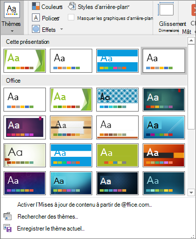 Affiche les options de thèmes de masque des diapositives dans PowerPoint