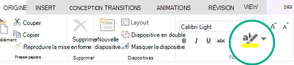 Le bouton Surligneur de texte se trouve sous l’onglet Accueil du ruban dans PowerPoint Online