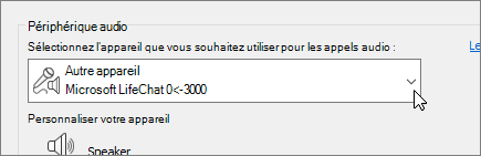 Copie d’écran illustrant le menu déroulant des périphériques audio dans la boîte de dialogue Paramètres du périphérique audio.