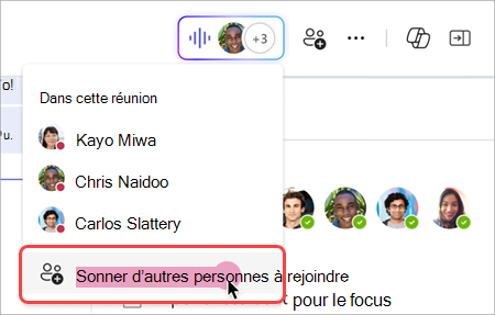 Capture d’écran montrant comment appeler d’autres personnes à partir de l’indicateur en direct dans une réunion instantanée de conversation de groupe.