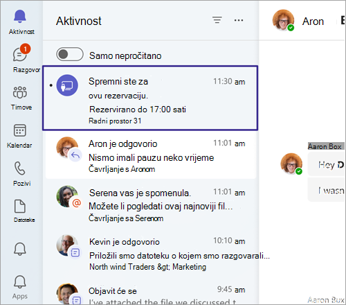 Snimka zaslona koja prikazuje potvrdu rezervacije radnog stola koji je moguće rezervirati u sažetku sadržaja aktivnosti aplikacije Teams nakon dodatka.