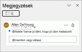 A Megjegyzések munkaablakban egy kék pont jelenik meg a megjegyzés mellett.