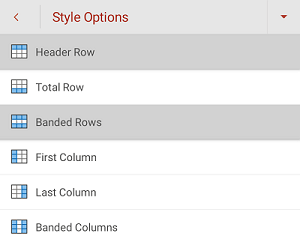 A Stílusbeállítások menüben bejelölt Fejlécsor jelölőnégyzet az Android PowerPoint alkalmazásban.