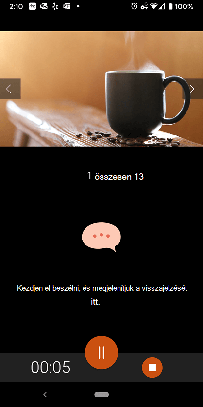 Az Előadói tréner visszajelzést ad a képernyőn próba közben.