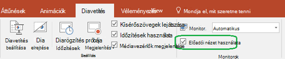 A PowerPoint Diavetítés lapján külön jelölőnégyzettel állítható be, hogy előadói nézetben jelenjen-e meg a bemutató.