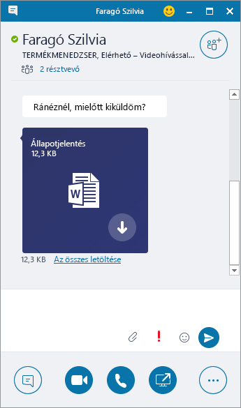 Képernyőkép egy bejövő mellékletet tartalmazó csevegőablakról.