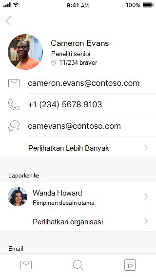 Contoh kartu kontak memperlihatkan informasi kontak dan informasi tambahan
