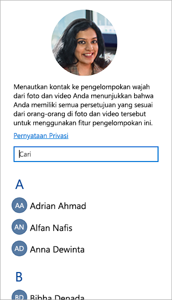Cuplikan layar daftar yang bisa Anda gunakan untuk menautkan kontak ke pengelompokan wajah.