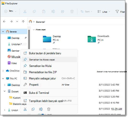 Memperlihatkan File Explorer, dengan menu klik kanan yang terbuka untuk file. Sematkan ke Akses cepat disorot dalam menu.