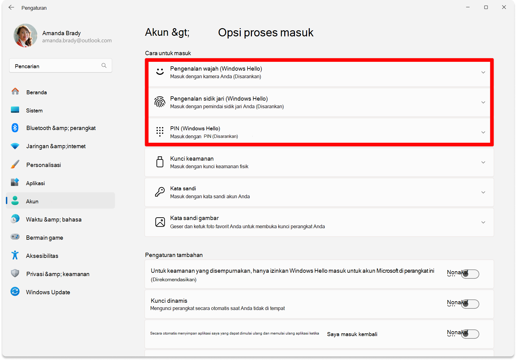 Cuplikan layar Pengaturan - Opsi untuk mengonfigurasi Windows Hello.