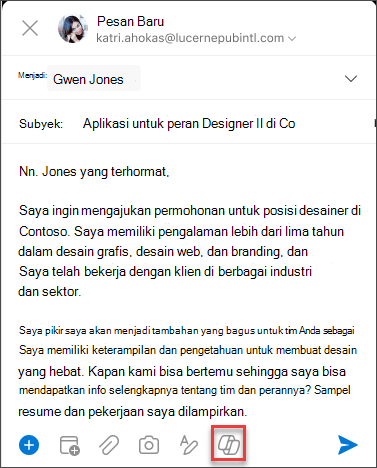 Ikon Copilot pada menu penulisan untuk iOS