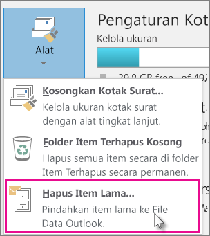 Menghapus item lama