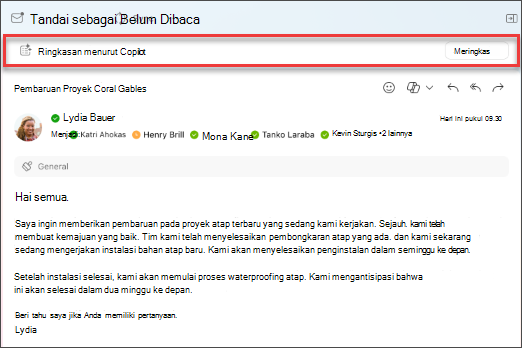 Pilih ringkas untuk Copilot guna membuat ringkasan utas email.