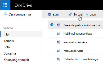 Cuplikan layar dari file yang dipilih dan tombol Bagikan di OneDrive.