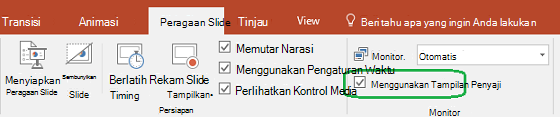 Tab Peragaan Slide di PowerPoint memiliki kotak centang untuk mengontrol apakah Tampilan Penyaji digunakan ketika Anda menyajikan presentasi ke orang lain.