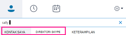 Saat Anda mulai mengetik dalam kotak Cari Skype for Business, tab di bawah berubah menjadi Kontak Saya dan Direktori Skype.