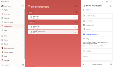 Daftar email yang dibenderai dengan pembaruan Mark 8 Project dipilih dan tampilan detail terbuka, dengan pratinjau email.
