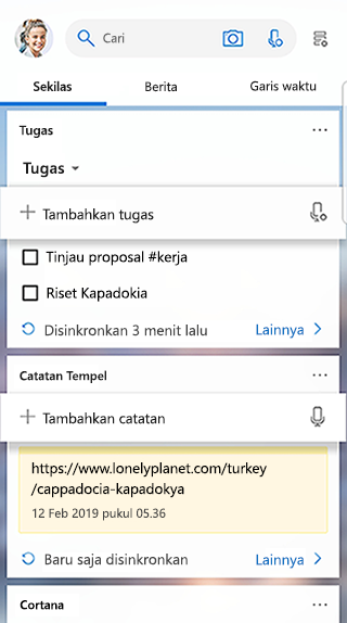 Cuplikan layar memperlihatkan kartu Tugas di Umpan Peluncur