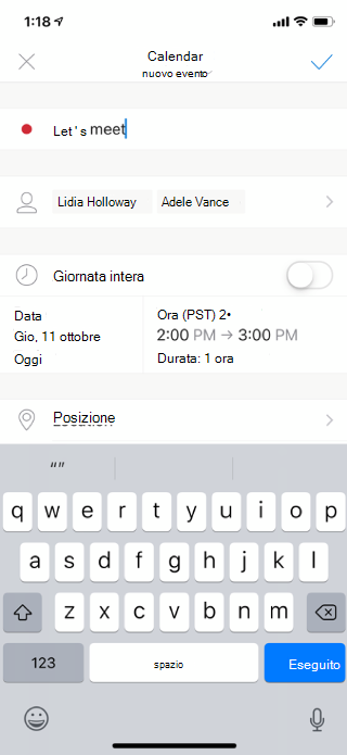 Mostra un messaggio e-mail sullo schermo di un dispositivo mobile. Vengono elencati gli invitati, insieme al giorno e all'ora della riunione. È disponibile anche un'opzione per la posizione.