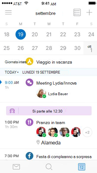 Mostra un calendario, con i dettagli dell'evento al di sotto.