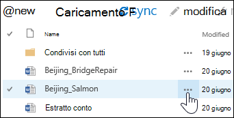Selezionare l'icona Altri puntini di sospensione accanto al nome del documento in OneDrive for Business per aprire la scheda al passaggio del mouse sui documenti