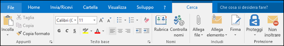 Selezionare Firma con una risposta o un inoltro nel riquadro di lettura.