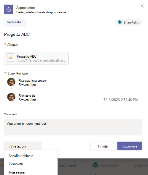 Screenshot dei dettagli della richiesta di approvazione nell'app.