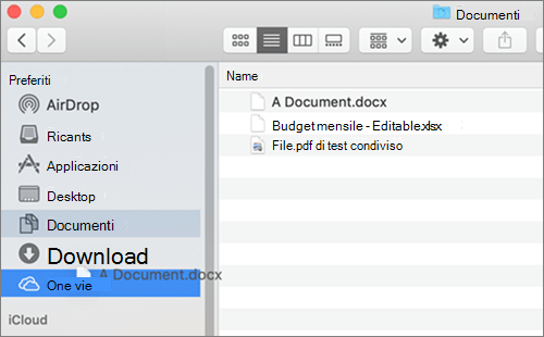 Finestra di Finder per Mac che mostra il trascinamento della selezione per spostare i file
