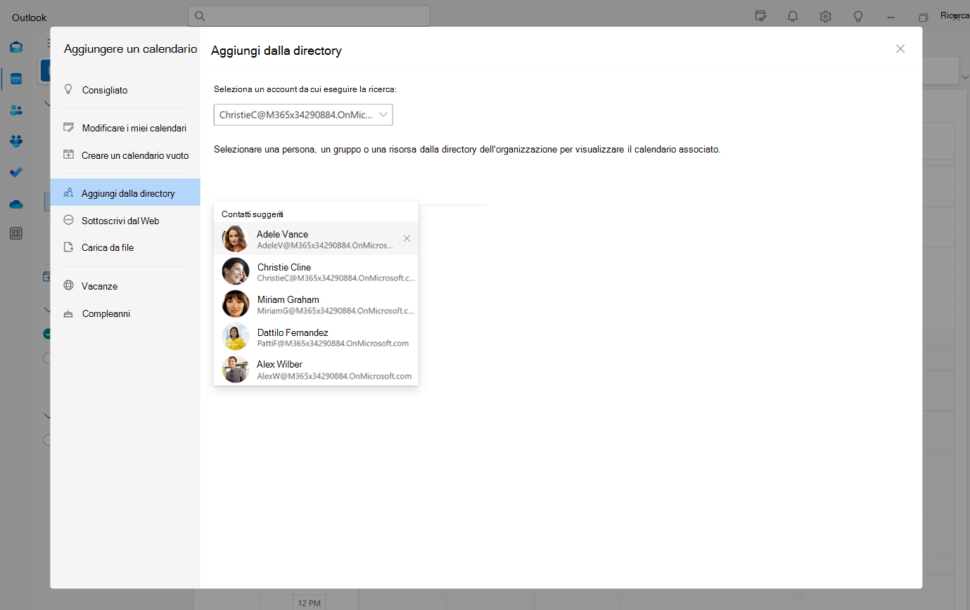 Screenshot che mostra il nuovo componente aggiuntivo di Outlook dalla directory con i contatti suggeriti