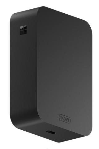Foto dell'adattatore USB-C Surface da 140 W che mostra la porta USB-C con connessione magnetica sul bordo inferiore. 