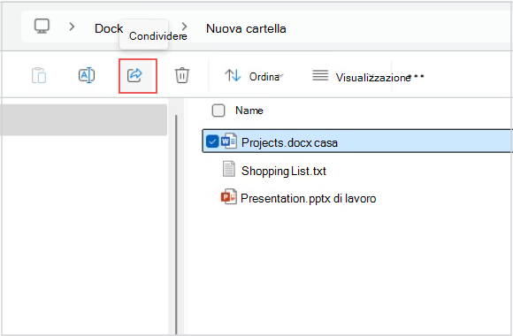 Screenshot della condivisione di un file da Esplora file