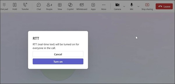 RTT の [オン] ボタンが表示された STeams 会議ウィンドウ。