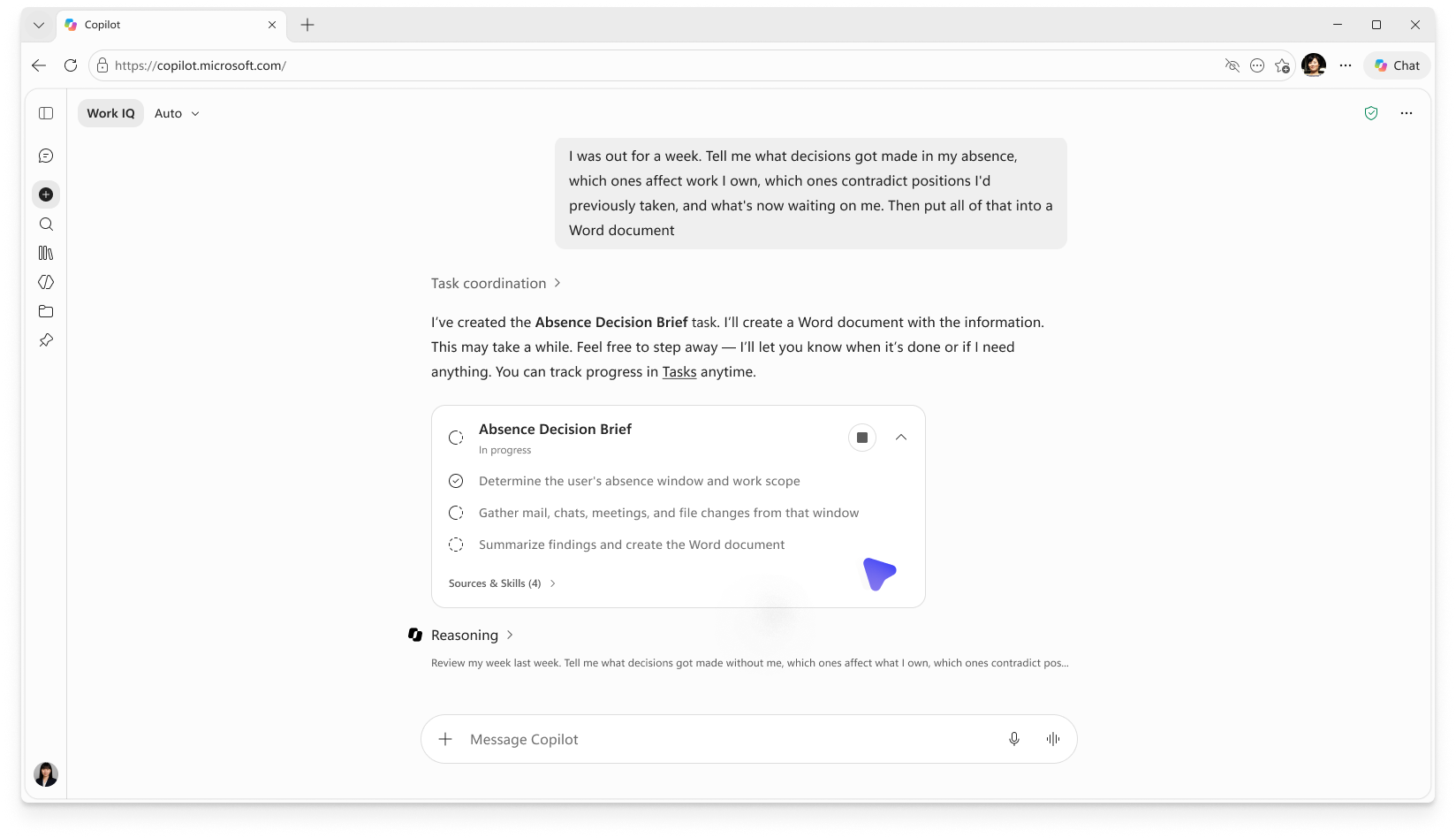 高度な推論タスクを完了するために必要なアクションを一覧表示する Copilot Chat ウィンドウを示すスクリーンショット。