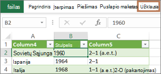 Selecting a cell in a query to reveal the Query tab