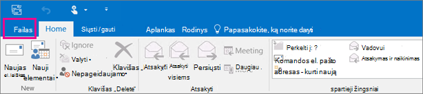 Štai, kaip atrodo juostelė programoje „Outlook 2016“.