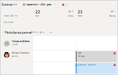 Skatīt maiņas konfliktu grafikā sadaļā Maiņas.