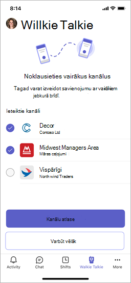 Rācijsaziņa ekrāns, kurā redzami ieteiktie kanāli un poga Atlasīt kanālus.