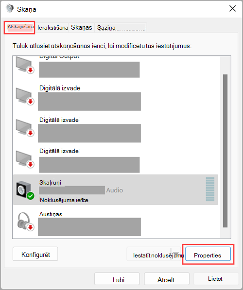 Piekļūstiet audio izvades ierīces rekvizītiem Windows 11 skaņas iestatījumos.