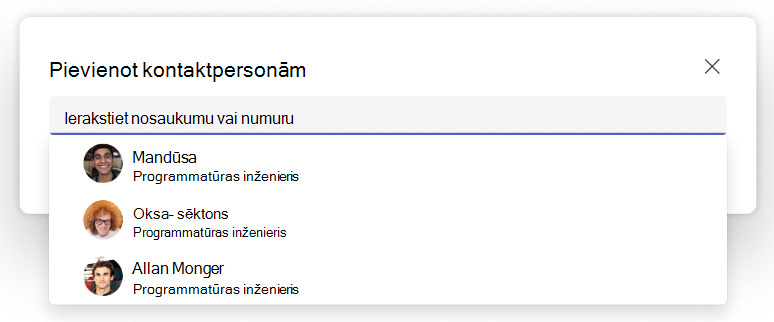 Ekrānuzņēmums ar nolaižamo izvēlni Pievienot kontaktpersonām programmā Teams People