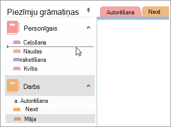 Sadaļu vilkšana no vienas piezīmju grāmatiņas uz citu