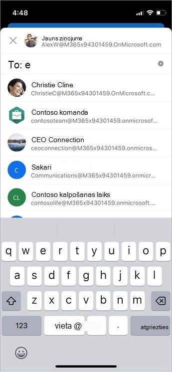 Lodziņos Kam, Kopija un Diskrētā kopija ieteikto adresātu pārvaldība, izmantojot automātiskās pabeigšanas mobilo ekrānuzņēmumu