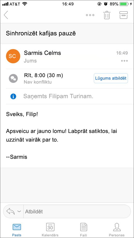 Ekrānuzņēmumā redzams mobilās ierīces ekrāns ar e-pasta vienumu.