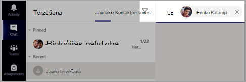 Ekrānuzņēmums, kurā redzams, kā lodziņā Kam jāievada viena vai vairāku skolēnu vārdi.
