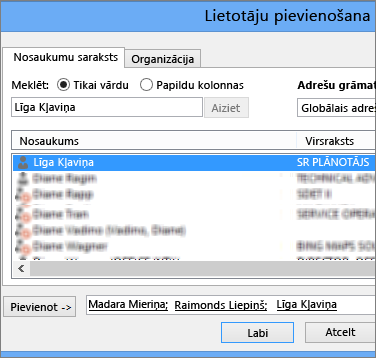 Lietotāju pievienošana atļauju līmenim