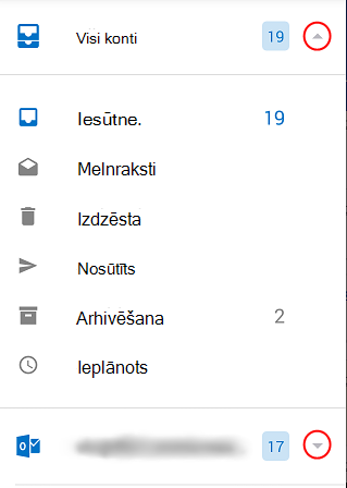 Parāda Outlook mapes ar nolaižamā saraksta bultiņām ekrāna labajā pusē.