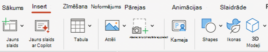 Ekrānuzņēmums ar cilni Ievietošana.