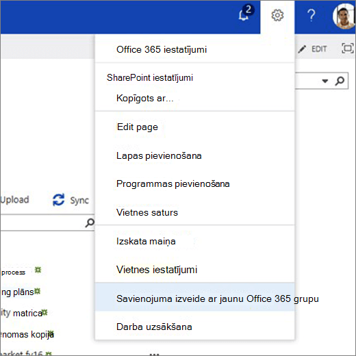 Šajā attēlā redzama zobrata ikonu izvēlne un atlasīta opcija Izveidot savienojumu ar jaunu Microsoft 365 grupu.